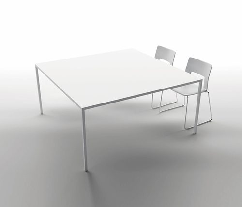 25 Table